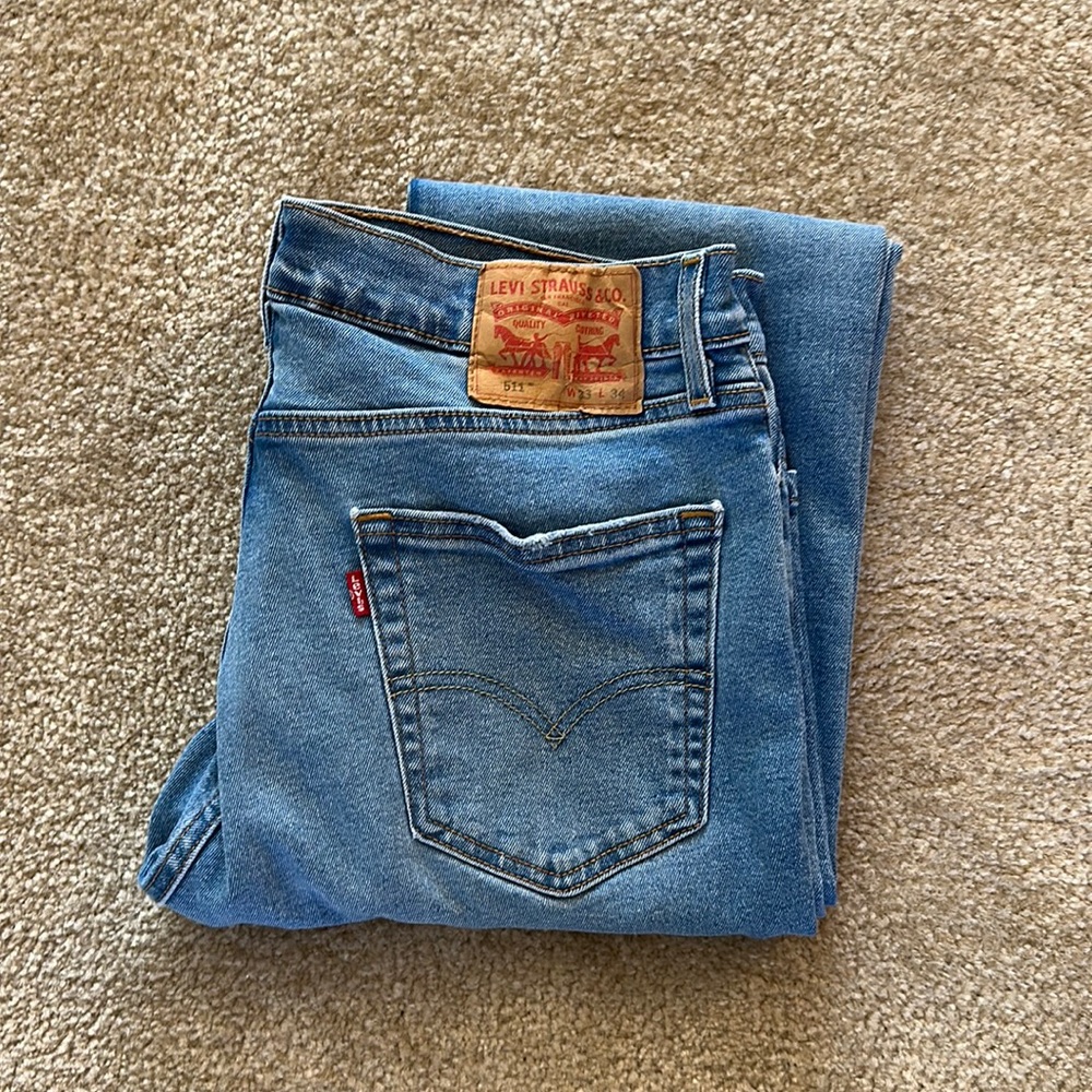 Levi’s 511 light blue wash